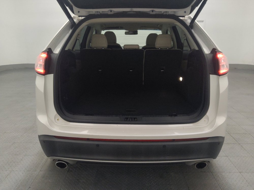 Used 2018 Ford Edge Titanium w/ Ford Safe & Smart Package FWD image 29