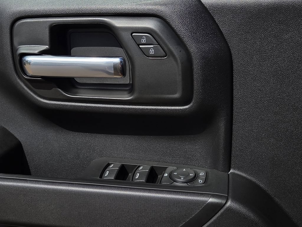 New 2026 Chevrolet Silverado 1500 Custom AWD/4WD image 17