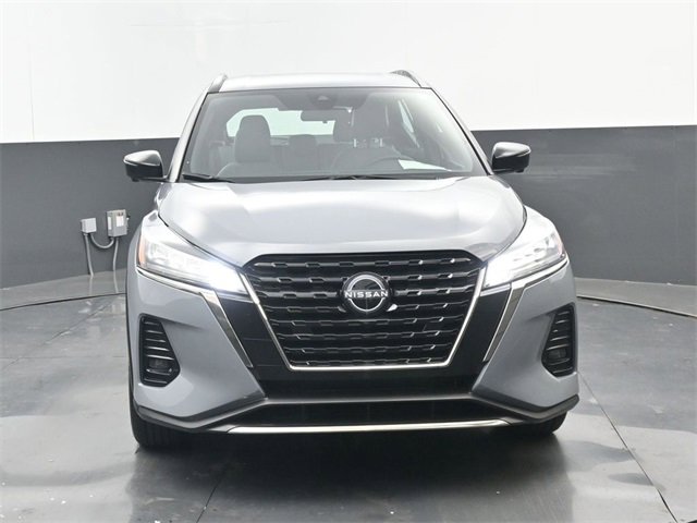 Used 2024 Nissan Kicks SR w/ SR Premium Package image 19