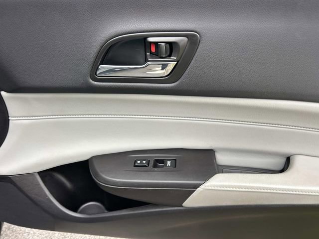 Used 2016 Acura ILX FWD image 24