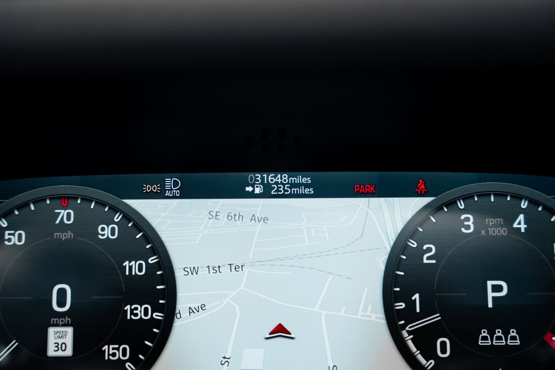 Used 2022 Land Rover Defender 110 SE image 47