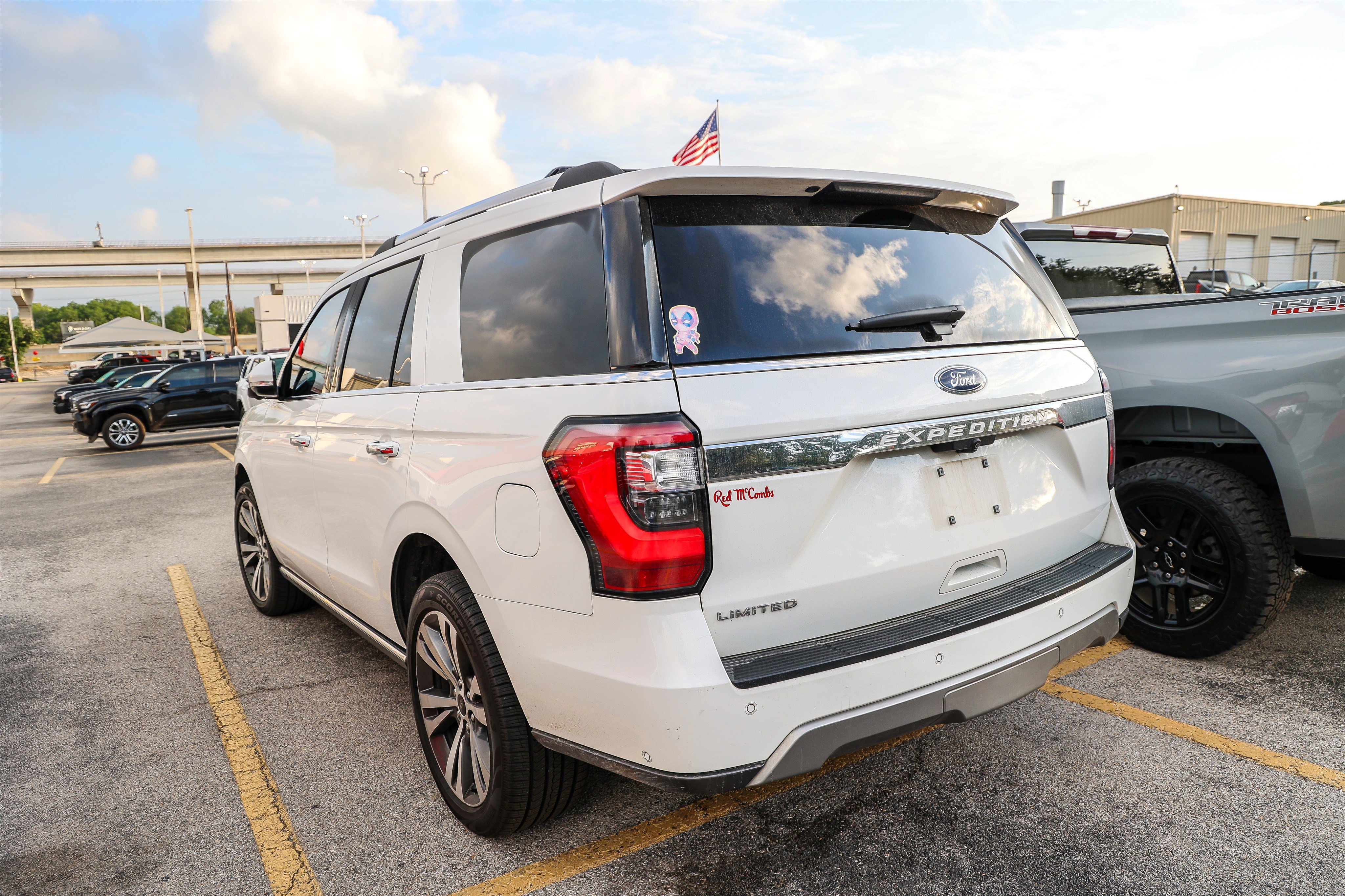 Used 2021 Ford Expedition Limited RWD image 10