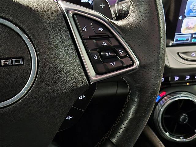 Used 2018 Chevrolet Camaro SS RWD image 13