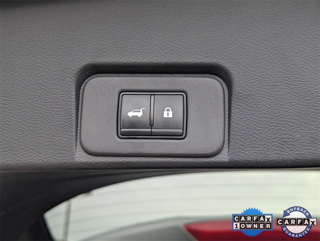 Used 2024 Nissan Rogue SV image 10