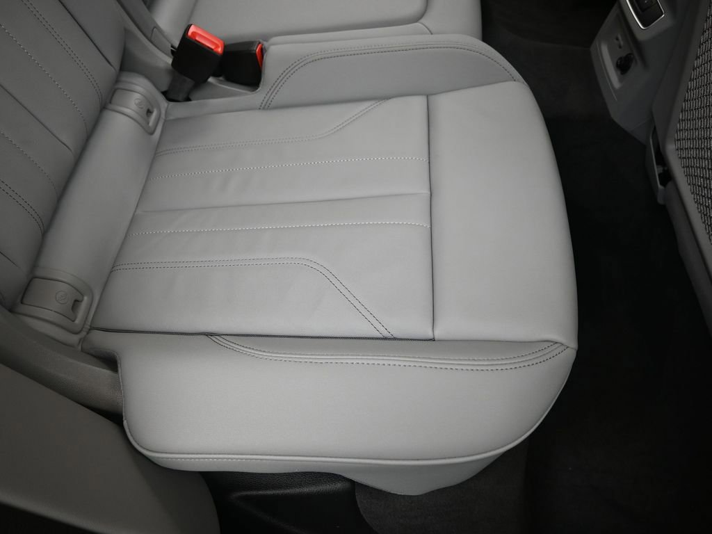 Certified 2024 Audi Q5 2.0T Premium Plus image 16