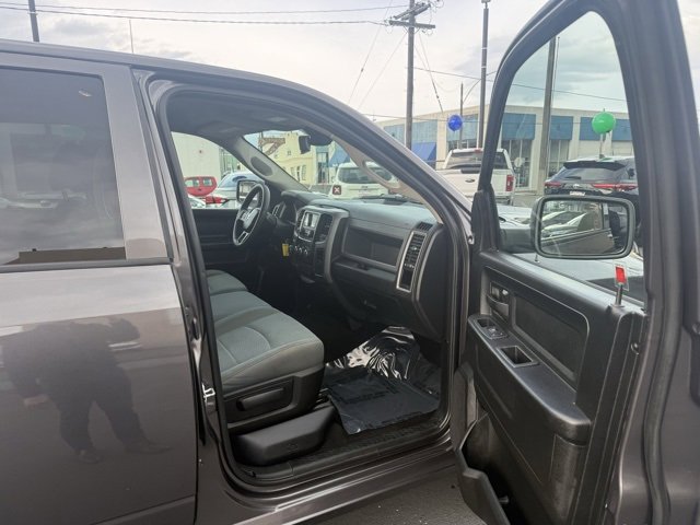 Used 2019 RAM 1500 Tradesman w/ Chrome Plus Package image 12