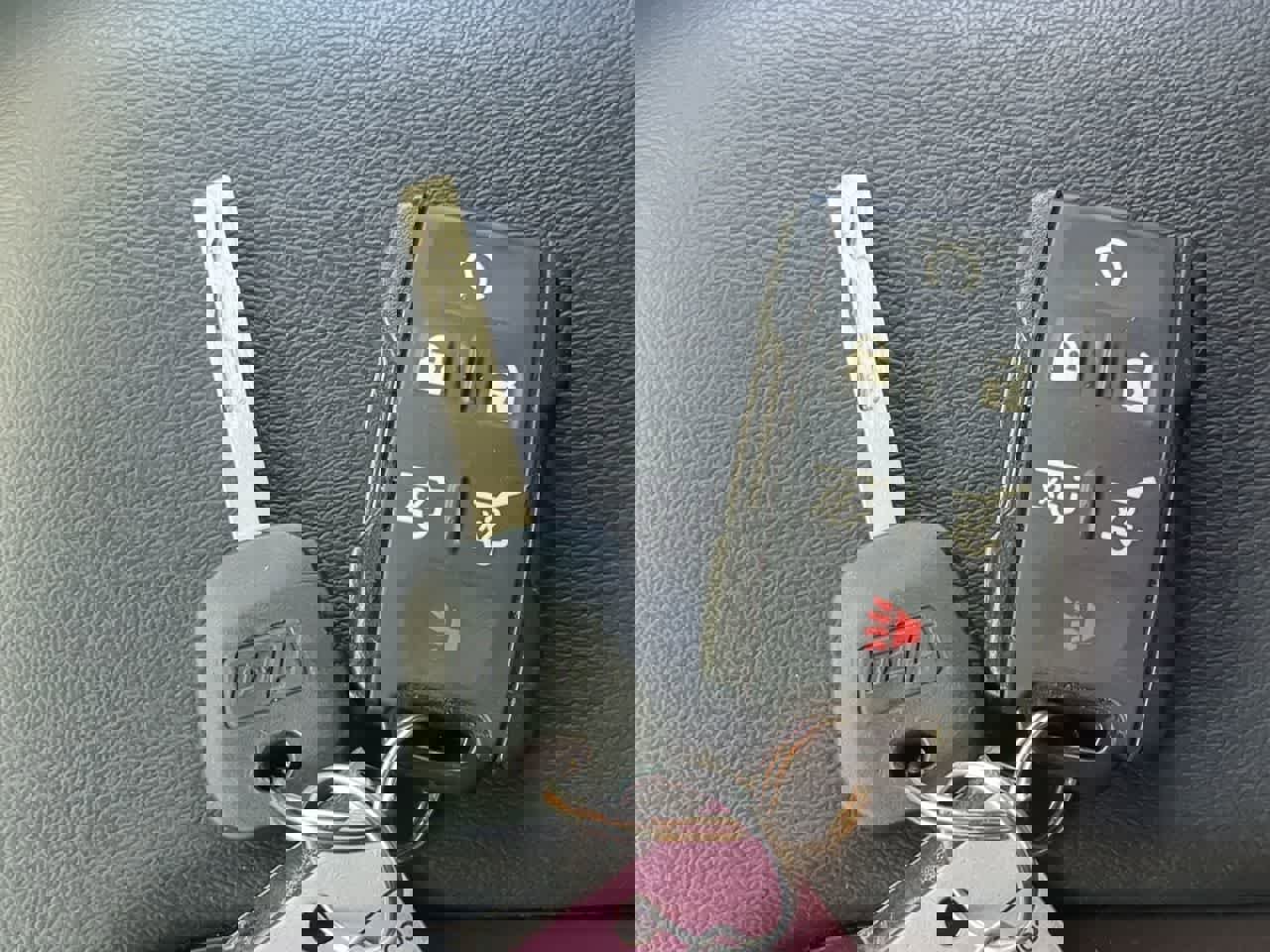 Used 2018 Chevrolet Tahoe LT w/ RST Edition image 32