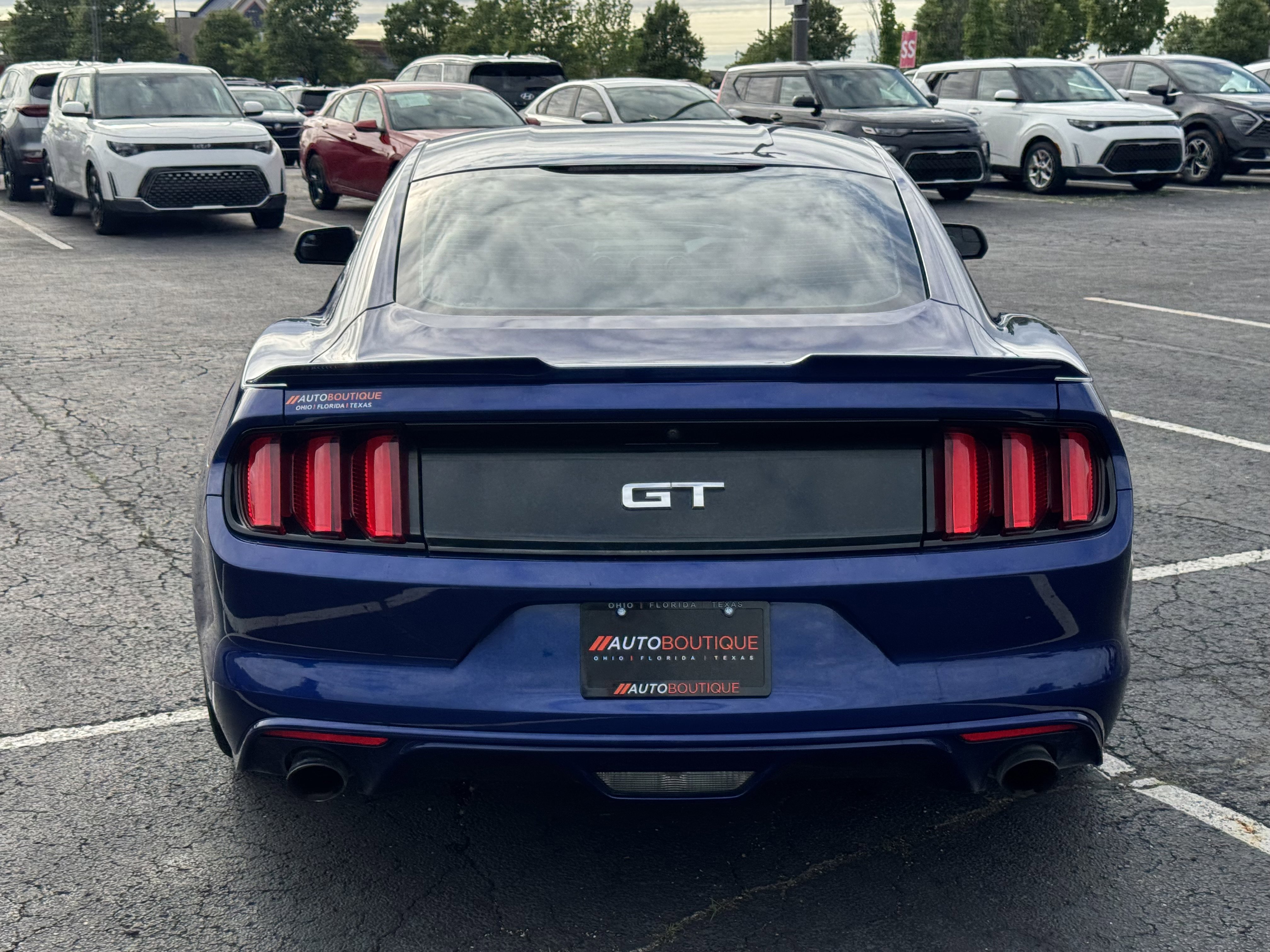 Used 2015 Ford Mustang GT RWD image 9