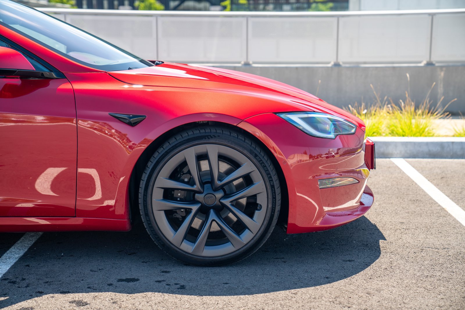 Used 2022 Tesla Model S AWD/4WD image 9