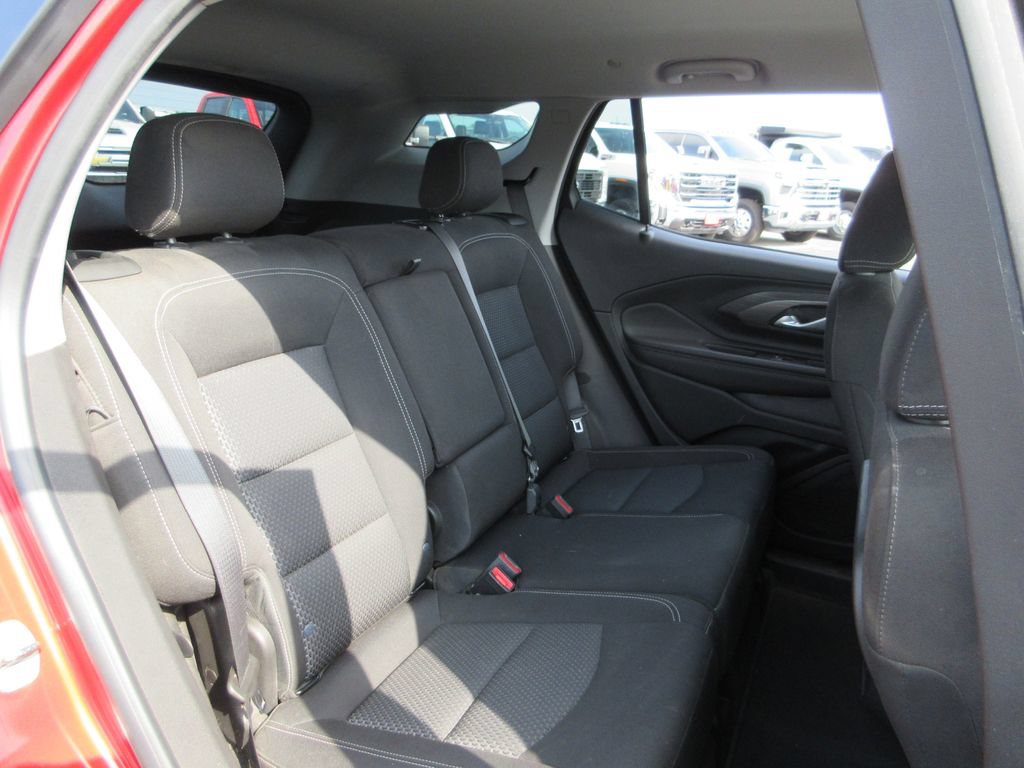 Certified 2022 GMC Terrain SLE FWD image 19
