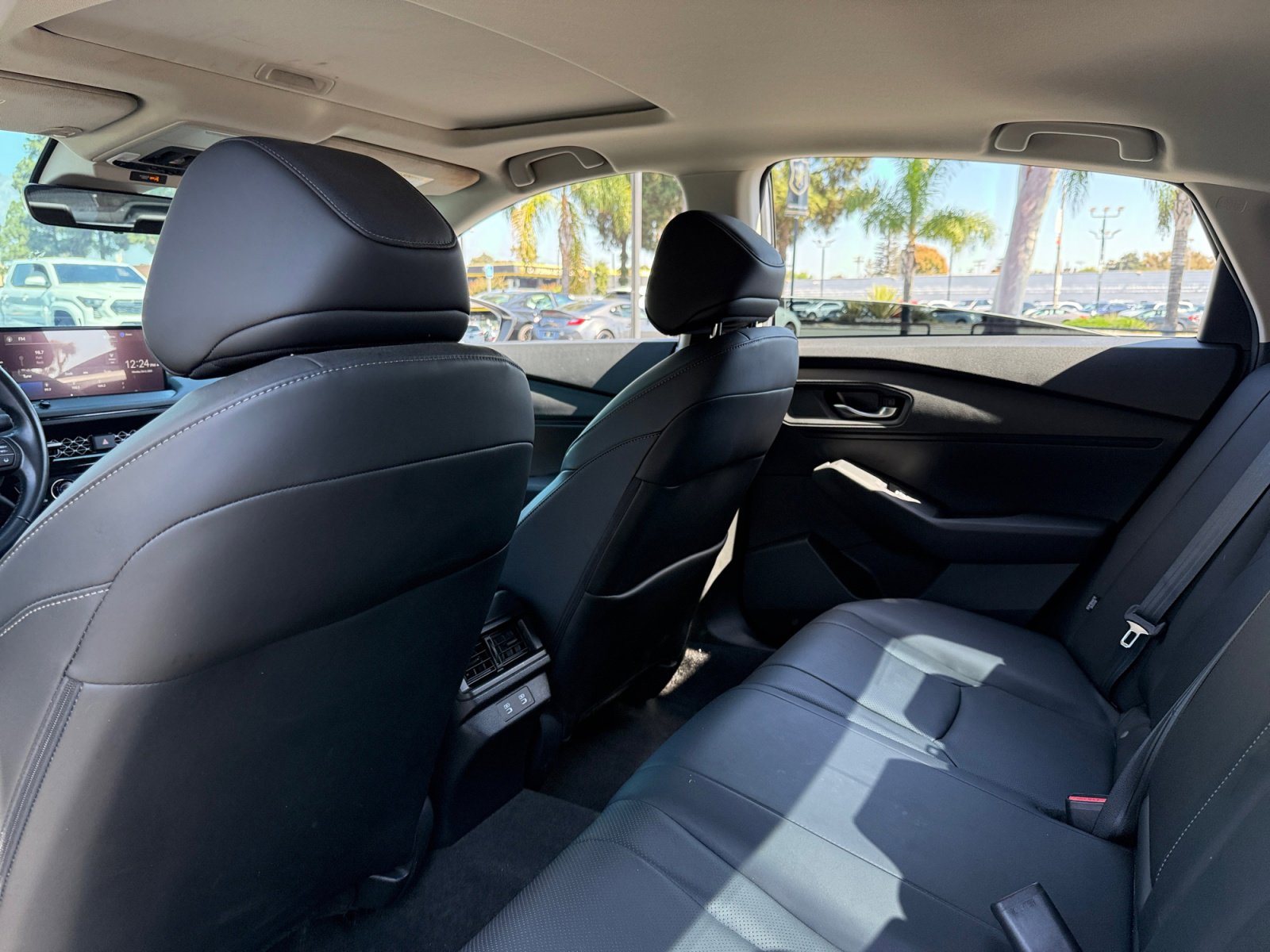 Used 2023 Honda Accord EX-L image 16