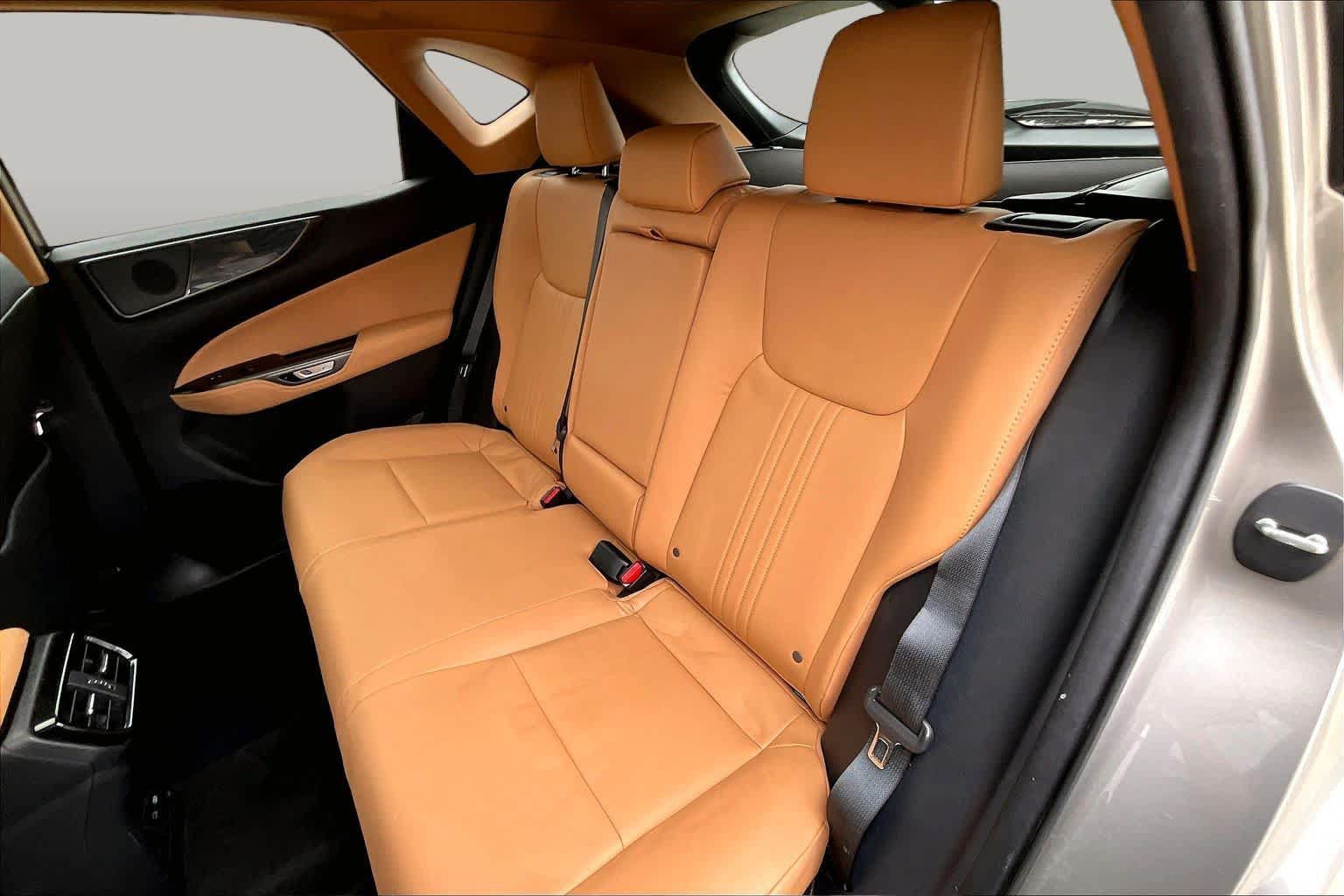 Used 2024 Lexus NX 350h AWD image 18