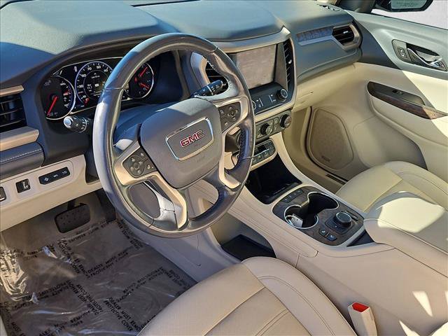 Used 2021 GMC Acadia Denali w/ Denali Technology Package FWD image 10