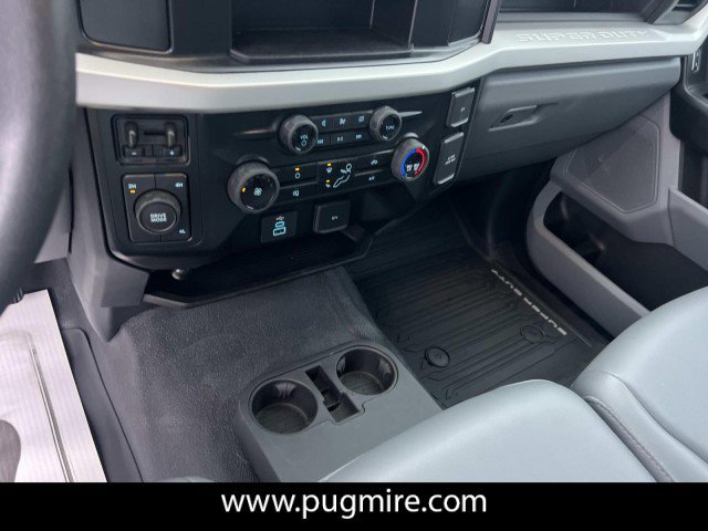 Used 2024 Ford F550 4x4 Regular Cab Super Duty w/ XL Chrome Package image 31