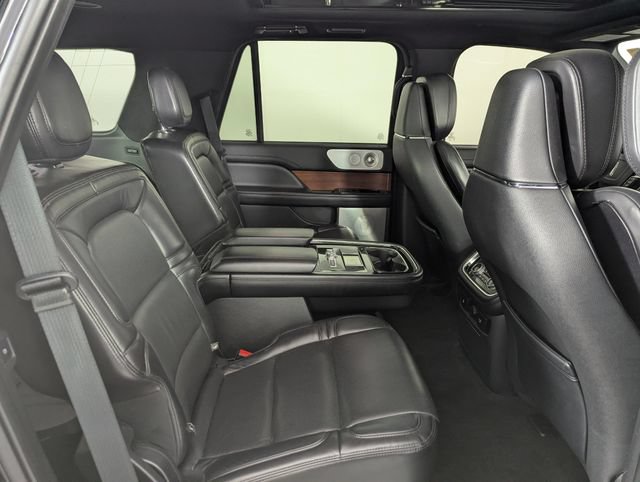 Used 2020 Lincoln Navigator Reserve w/ Equipment Group 208A Reserve AWD/4WD image 20
