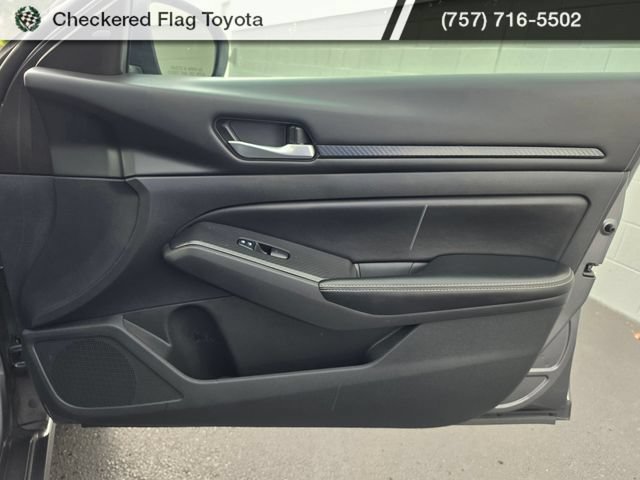 Used 2025 Nissan Altima 2.5 SV FWD image 26