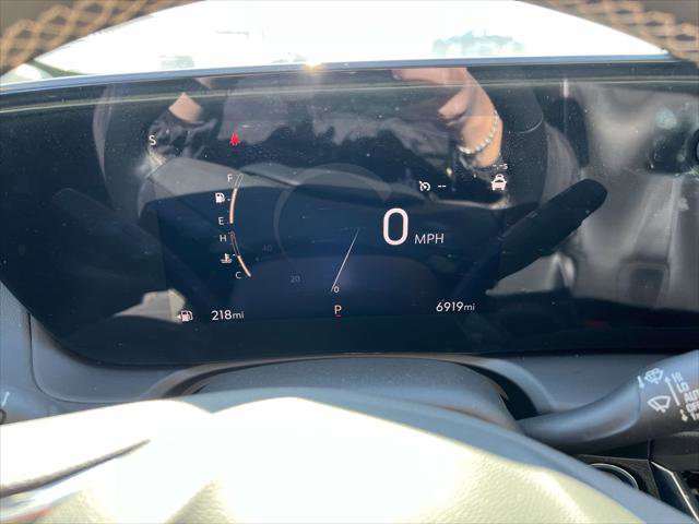 Certified 2025 Buick Encore GX Avenir w/ Avenir Convenience Package image 26