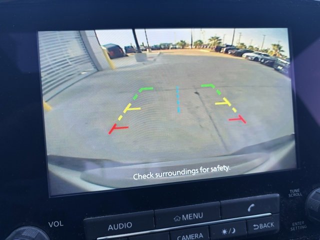 Used 2024 Nissan Frontier SL image 12