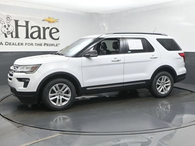 Used 2019 Ford Explorer XLT w/ Equipment Group 202A AWD/4WD image 33