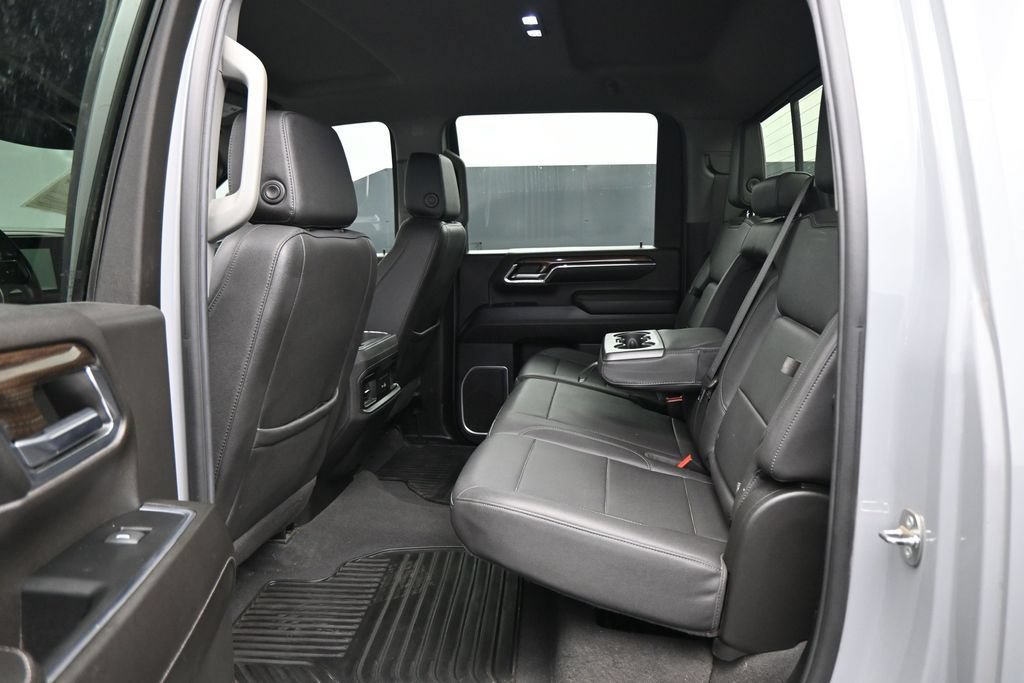 Used 2024 Chevrolet Silverado 3500 LT w/ Safety Package AWD/4WD image 24
