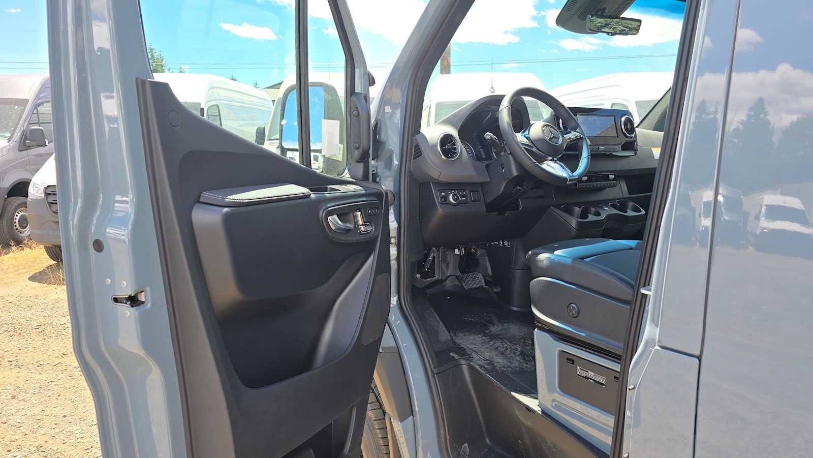 New 2026 Mercedes-Benz Sprinter 2500 image 60