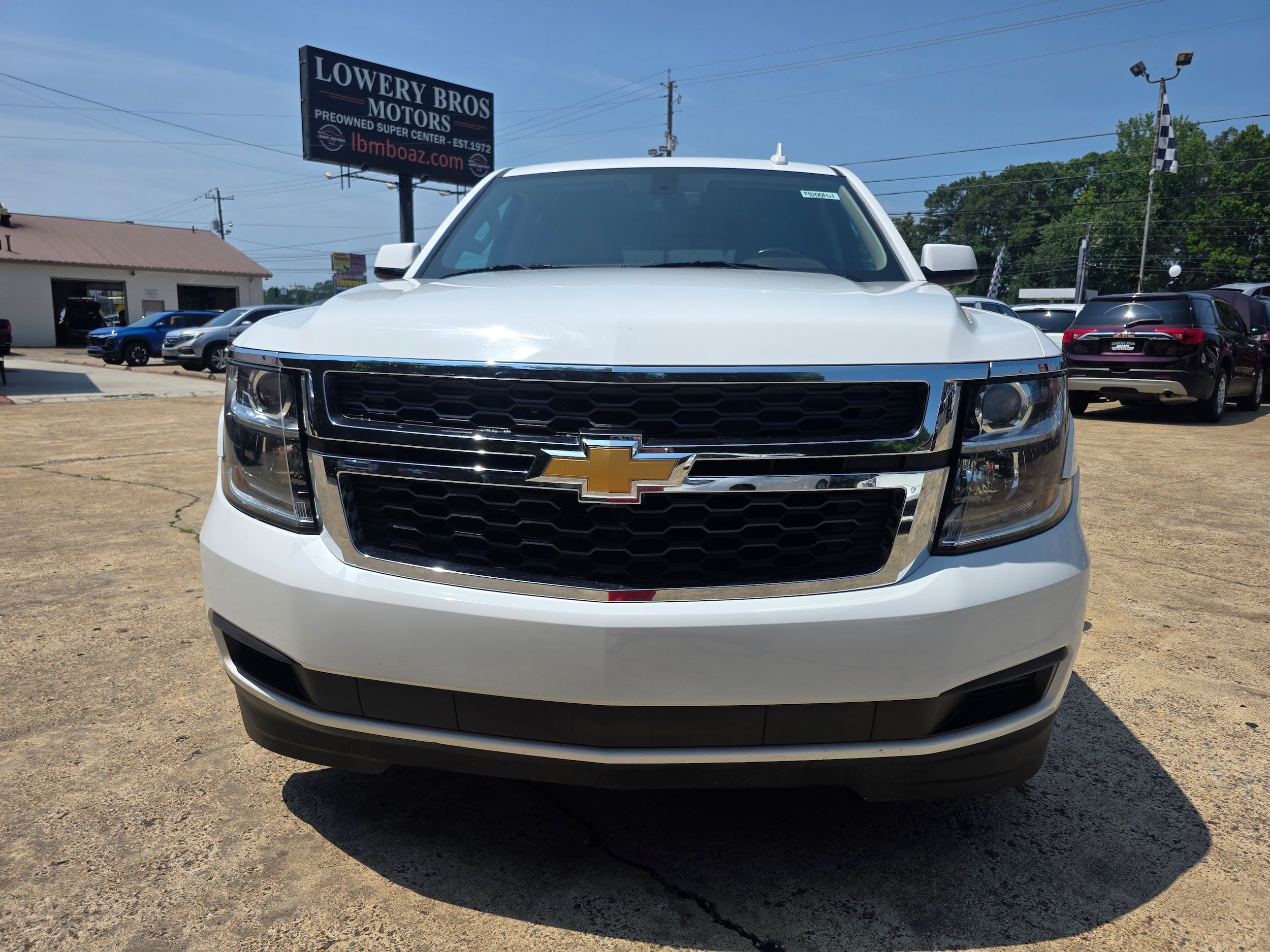 Used 2018 Chevrolet Tahoe LS RWD image 2