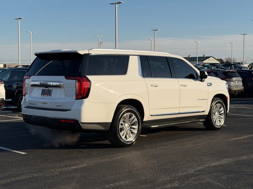 Used 2022 GMC Yukon XL SLT image 5