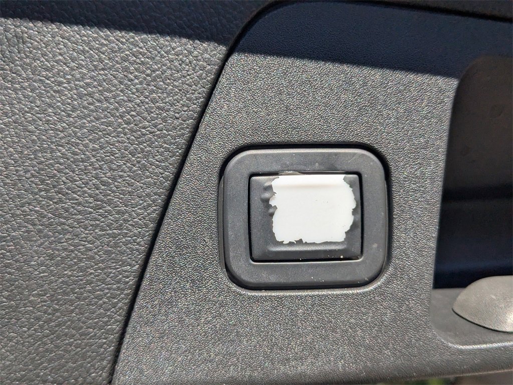 Used 2018 Buick Envision Premium w/ Driver Confidence Package image 13