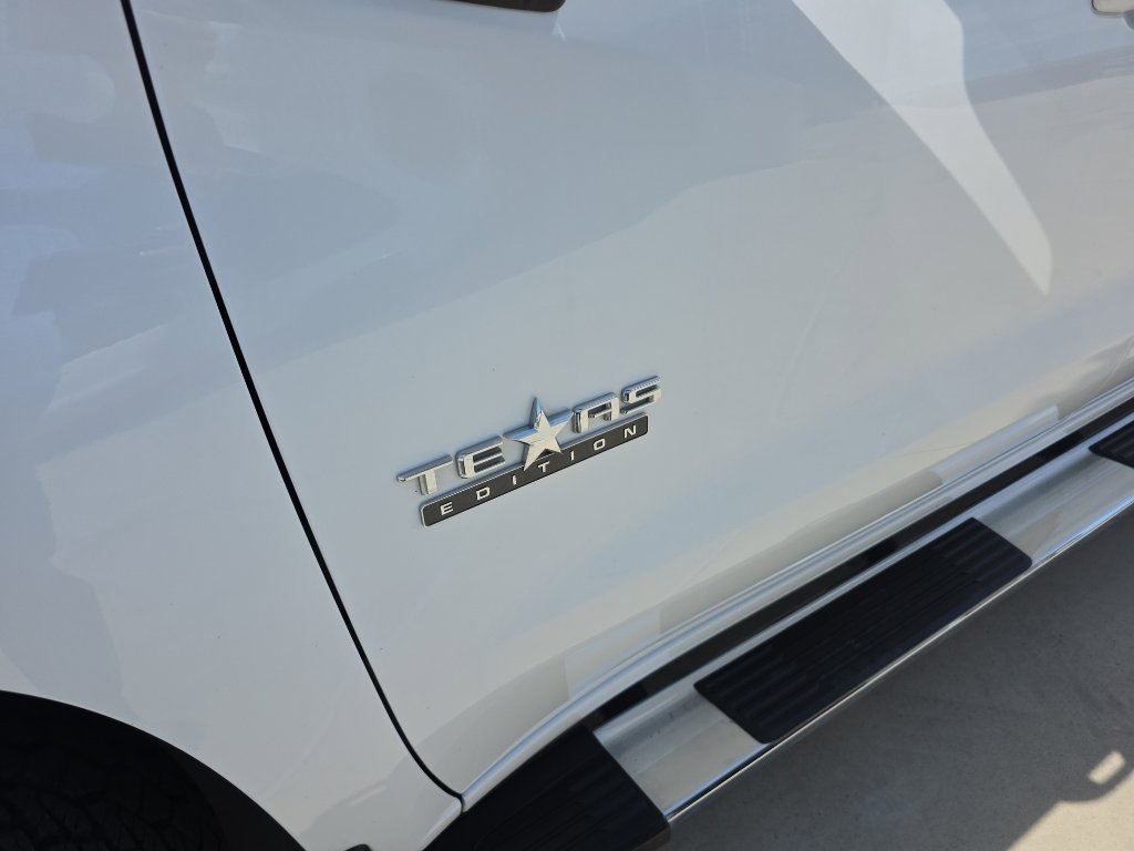 Used 2021 Chevrolet Silverado 1500 LT w/ Z71 Off-Road Package AWD/4WD image 7