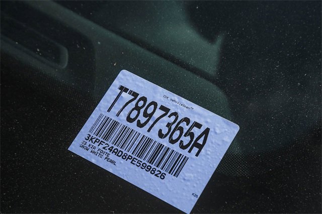 Certified 2023 Kia Forte LXS image 29