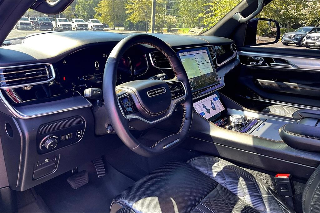 Used 2023 Jeep Grand Wagoneer L Series III image 14