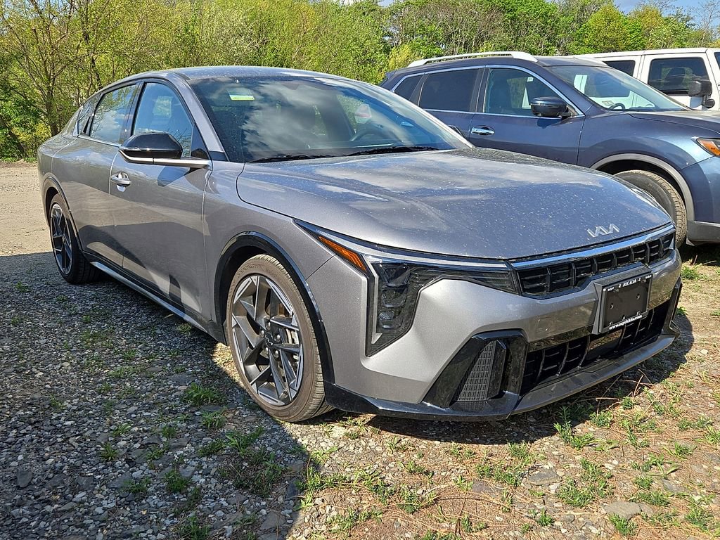 Used 2025 Kia K4 GT-Line FWD image 2
