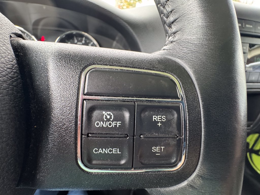 Used 2016 Jeep Wrangler Sport w/ Quick Order Package 23S AWD/4WD image 8