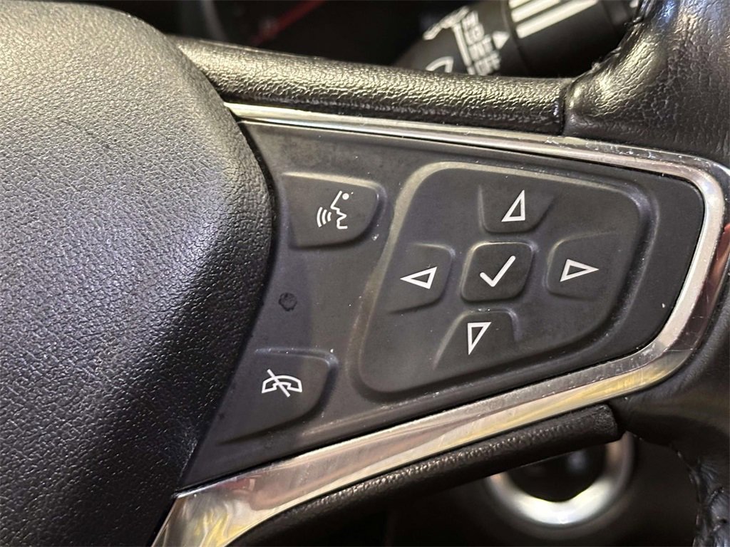 Used 2020 Chevrolet Equinox LT image 24