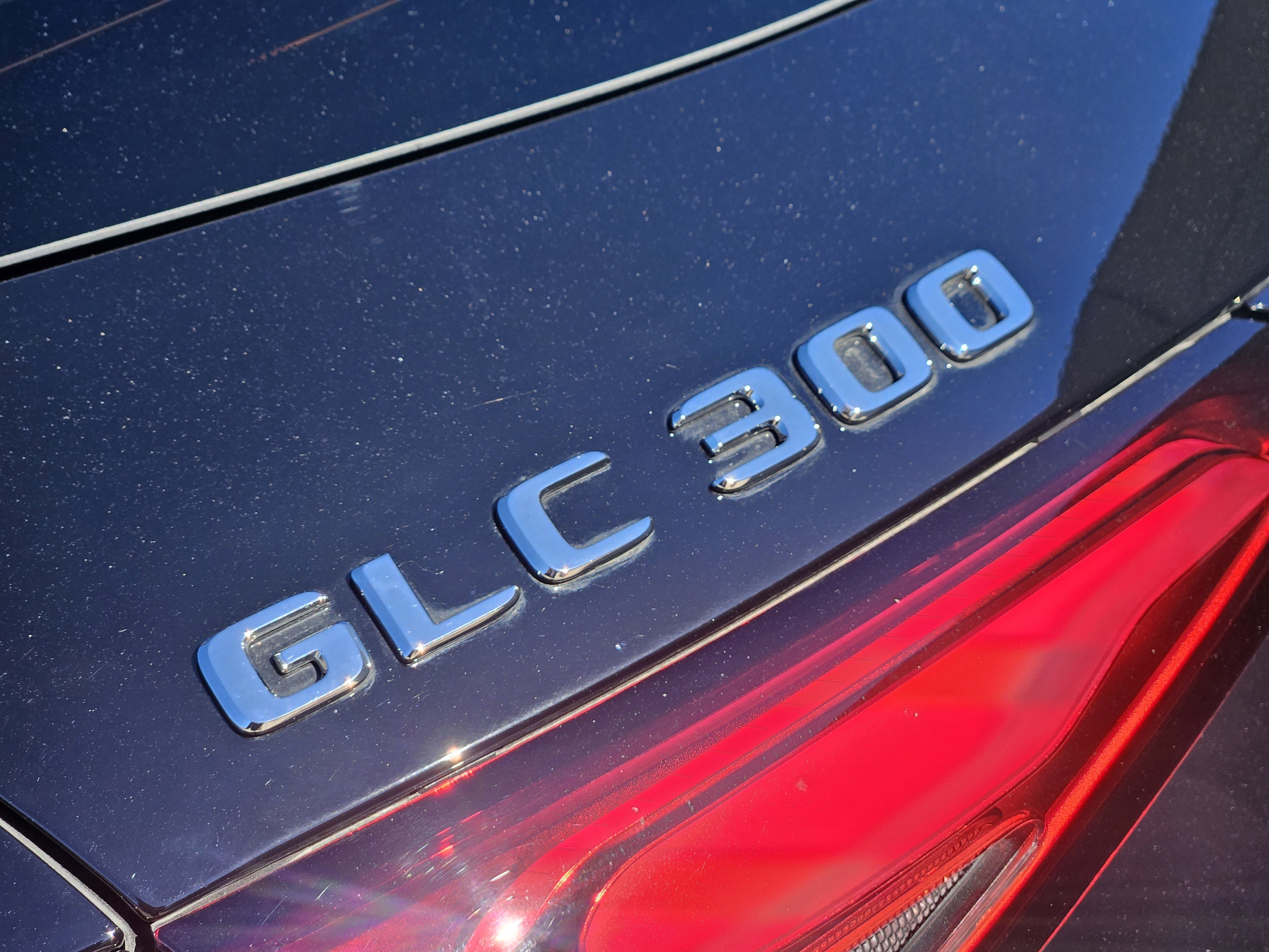 Certified 2025 Mercedes-Benz GLC 300 image 8