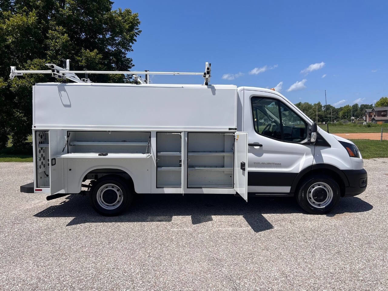 Used 2020 Ford Transit 250 XL RWD image 3