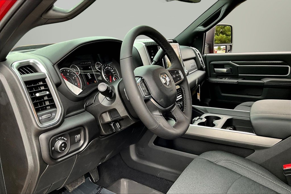New 2027 RAM 3500 Big Horn AWD/4WD image 7