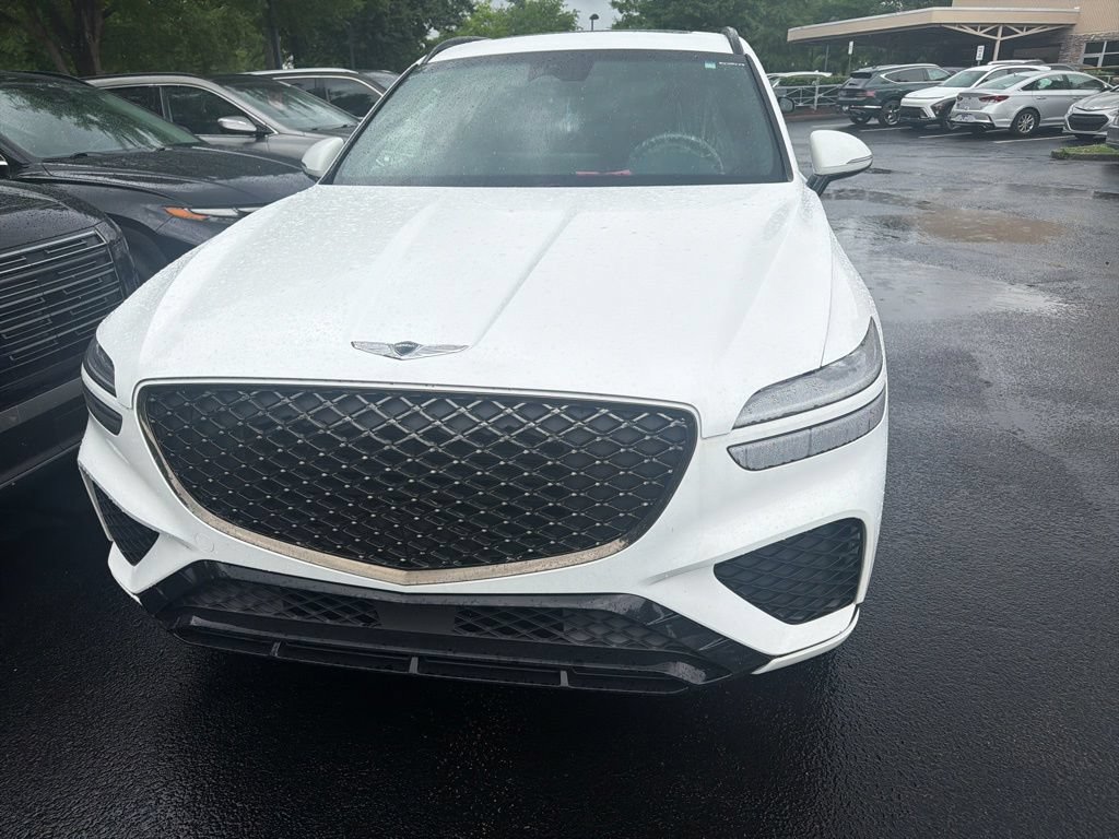 Used 2022 Genesis GV70 3.5T Sport w/ Cargo Package AWD/4WD image 2