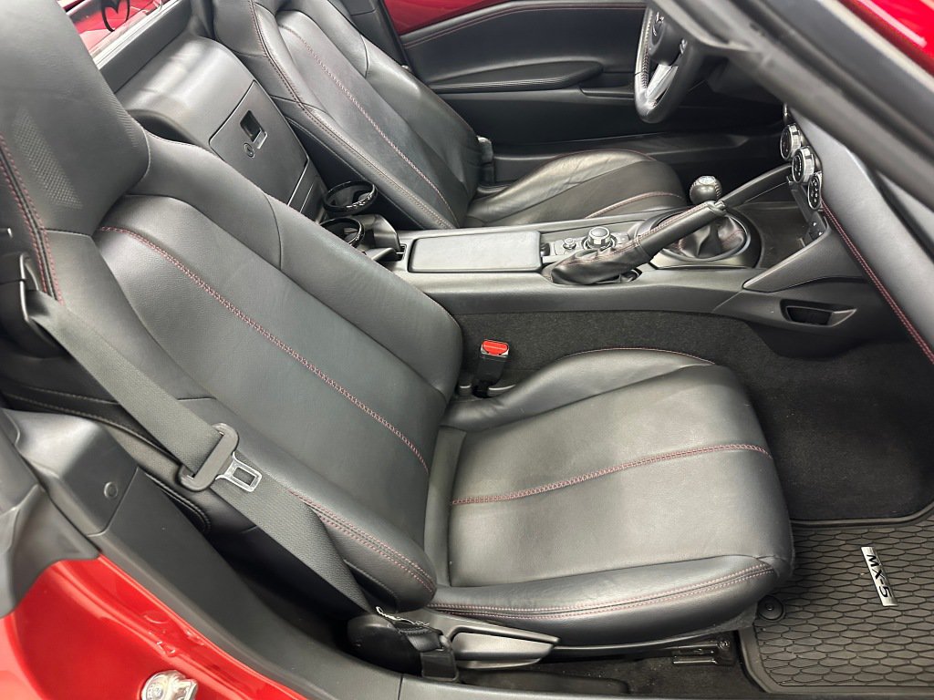 Used 2019 MAZDA MX-5 Miata RF Grand Touring RWD image 22