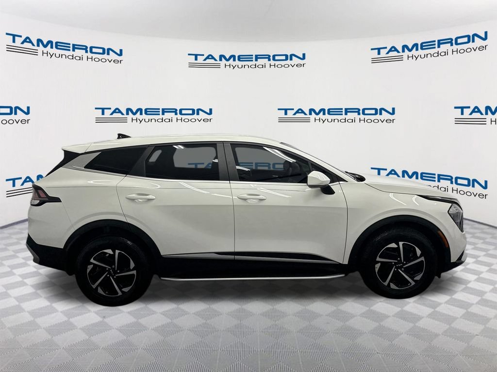 Used 2023 Kia Sportage LX AWD/4WD image 6