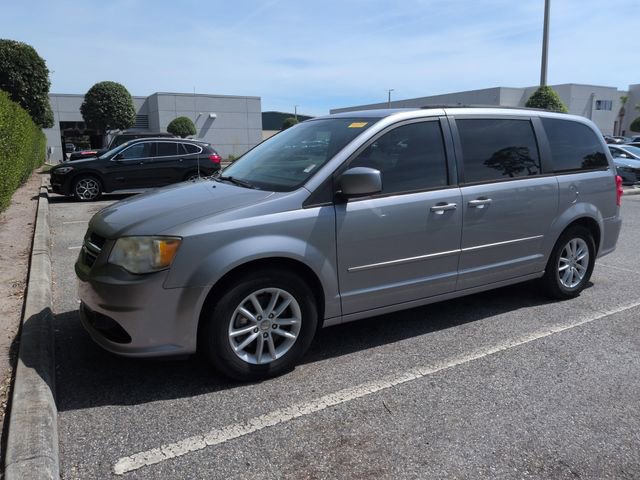 Used 2014 Dodge Grand Caravan SXT w/ UConnect Hands-Free Group FWD image 2