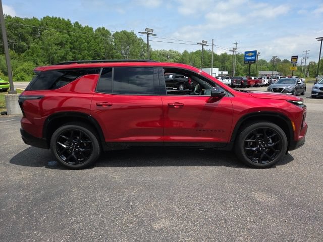 Used 2026 Chevrolet Traverse RS AWD/4WD image 32