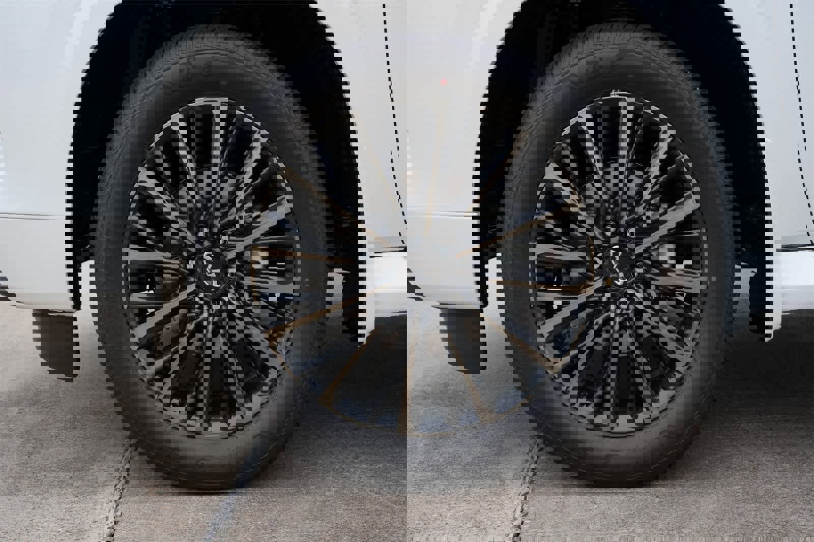 New 2026 INFINITI QX80 Autograph image 27