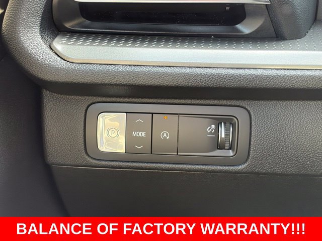 Certified 2026 Chevrolet Traverse LT w/ Driver Confidence Package FWD image 19