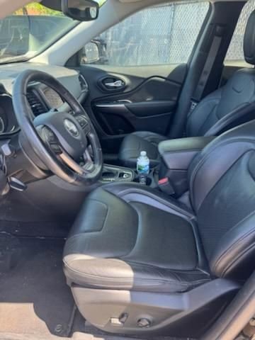 Used 2020 Jeep Cherokee Latitude Lux w/ Quick Order Package 26H Lux AWD/4WD image 5