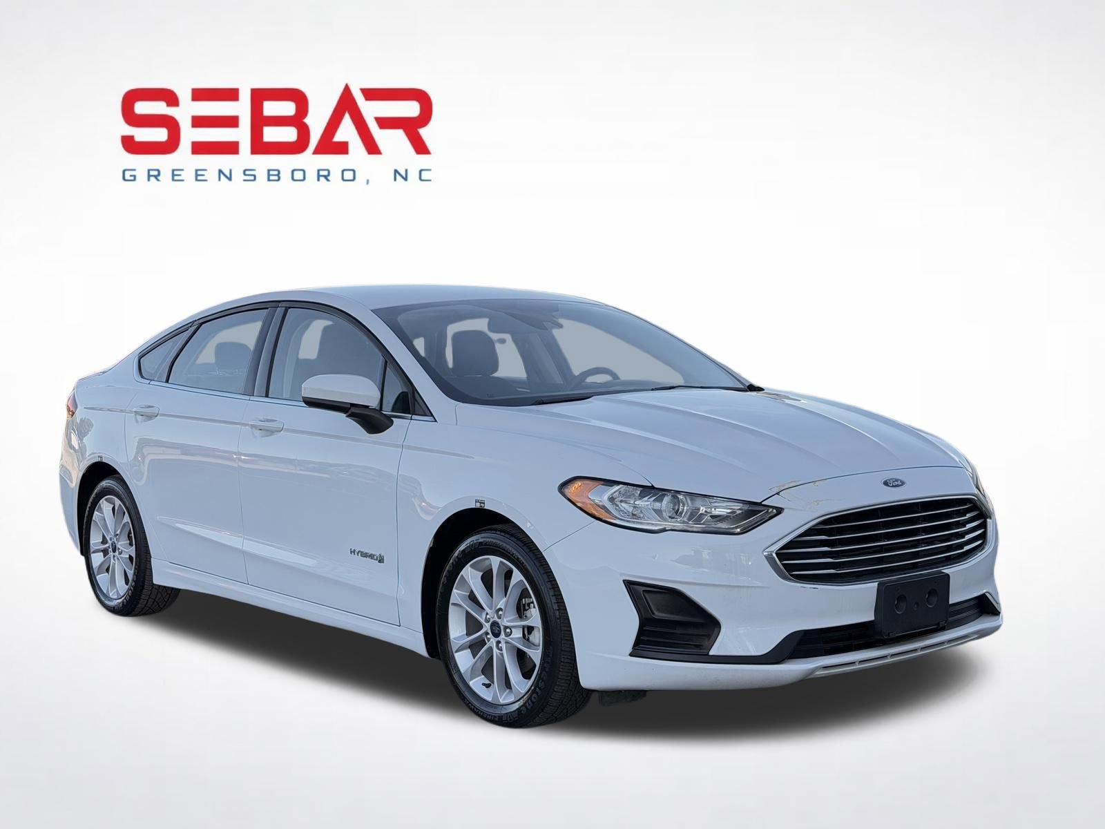 Used 2019 Ford Fusion SE image 3