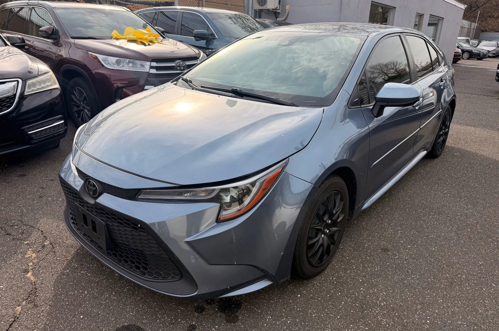 Used 2022 Toyota Corolla LE image 1