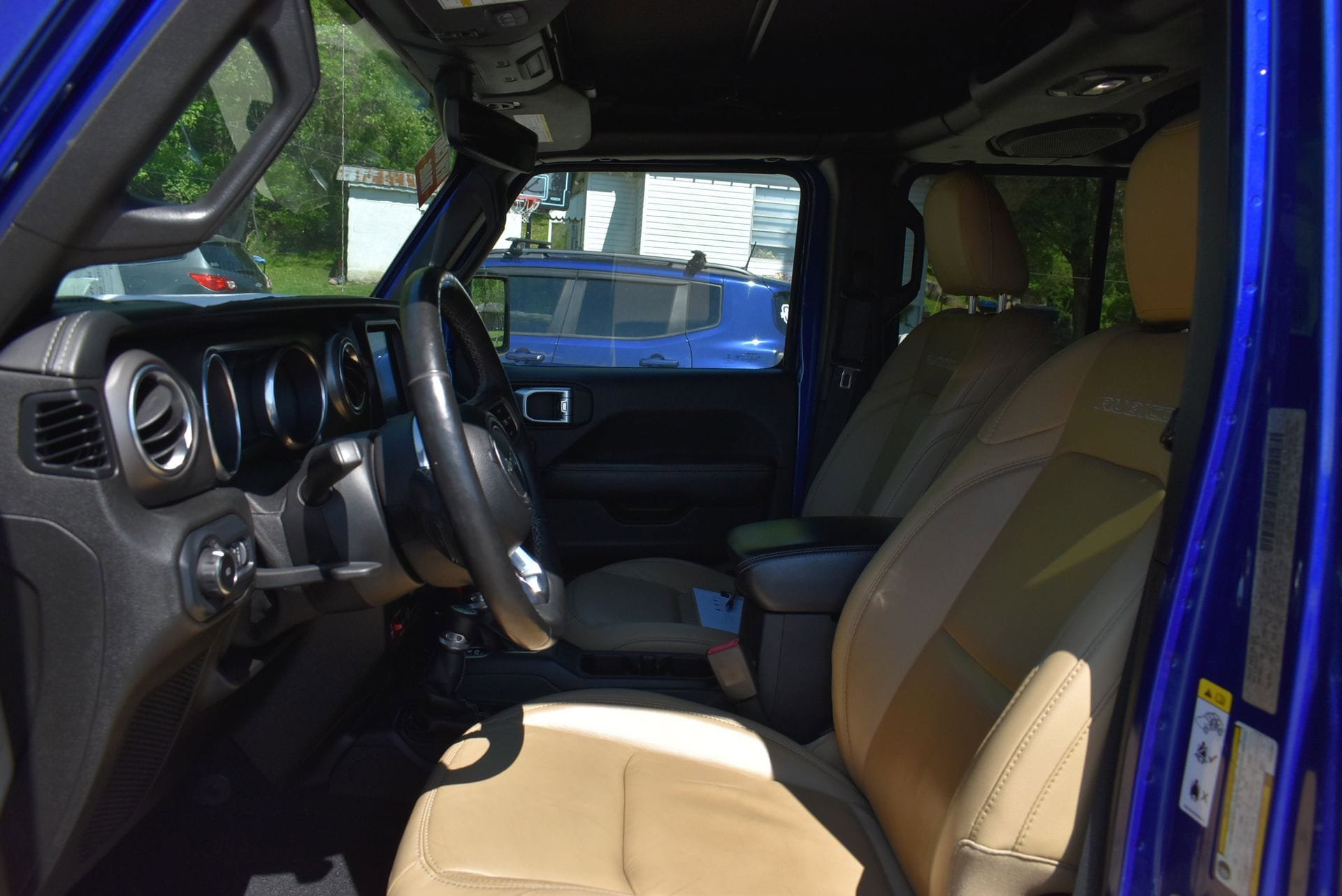 Used 2018 Jeep Wrangler Unlimited Rubicon AWD/4WD image 11