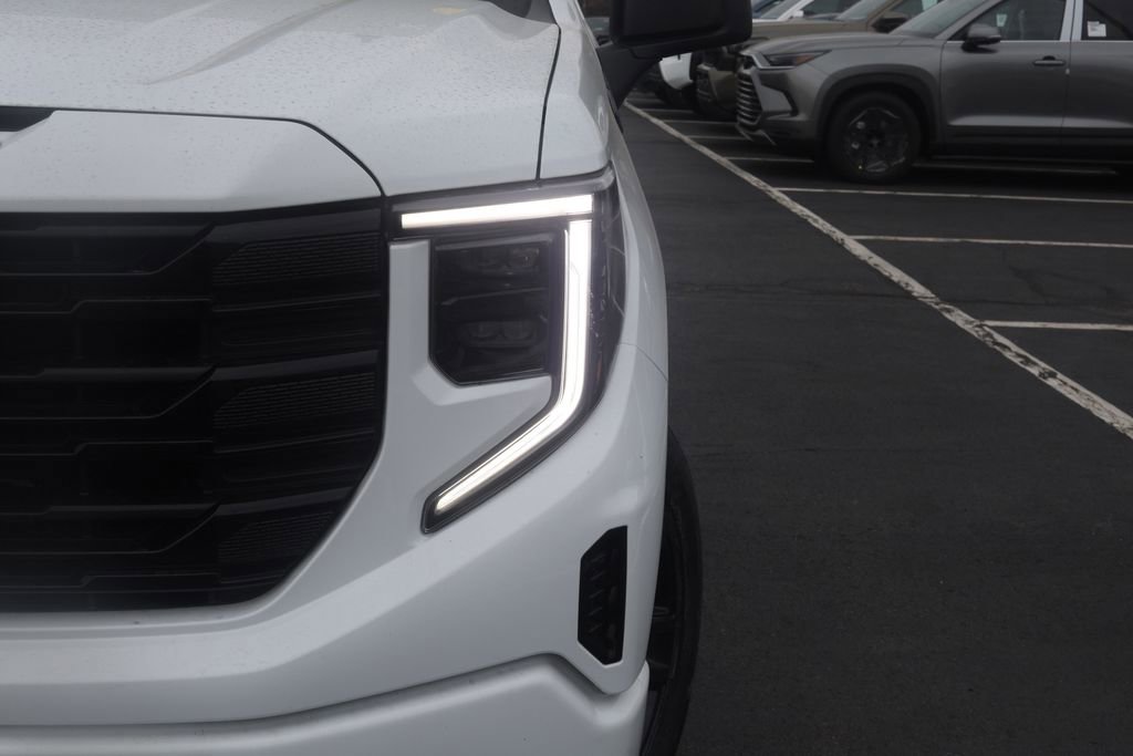 Used 2023 GMC Sierra 1500 Elevation AWD/4WD image 21