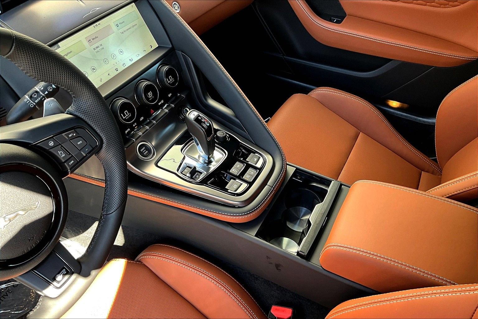 New 2024 Jaguar F-TYPE R image 8